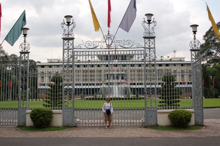 in-front-of-reunification-palace.jpg